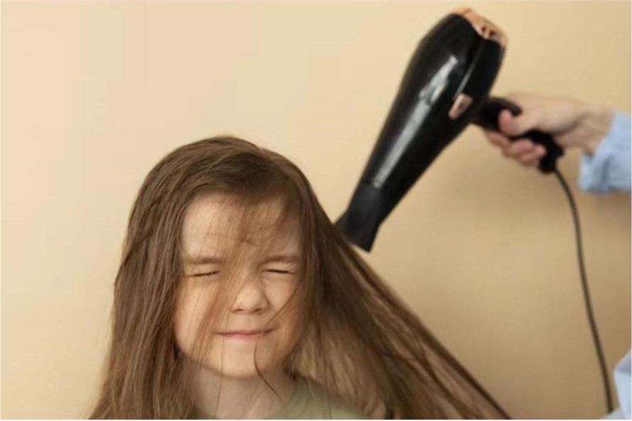 負離子電吹風(fēng)采用氟塑耐溫電線 負離子電吹風(fēng)采用氟塑耐溫電線