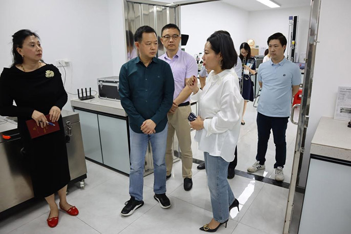 全聯(lián)觀察和CCTV9